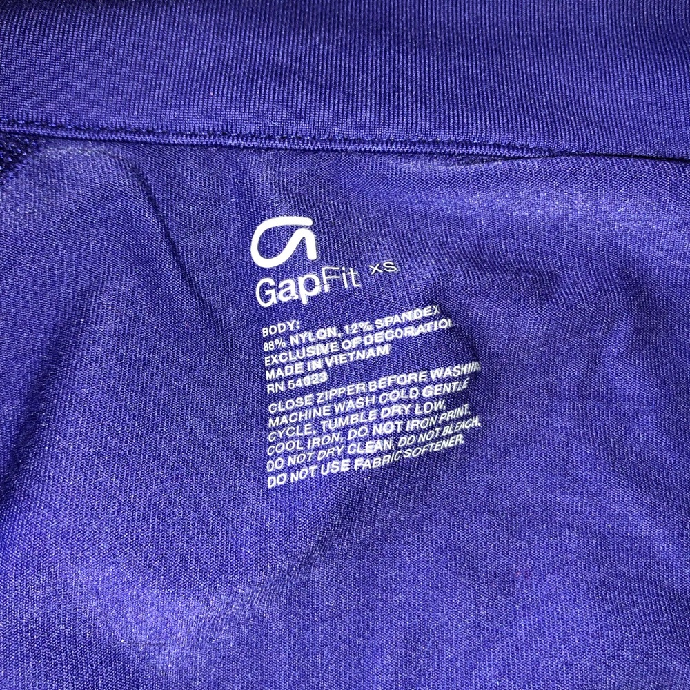 GapFit exercise jacket - Picture 2 of 6